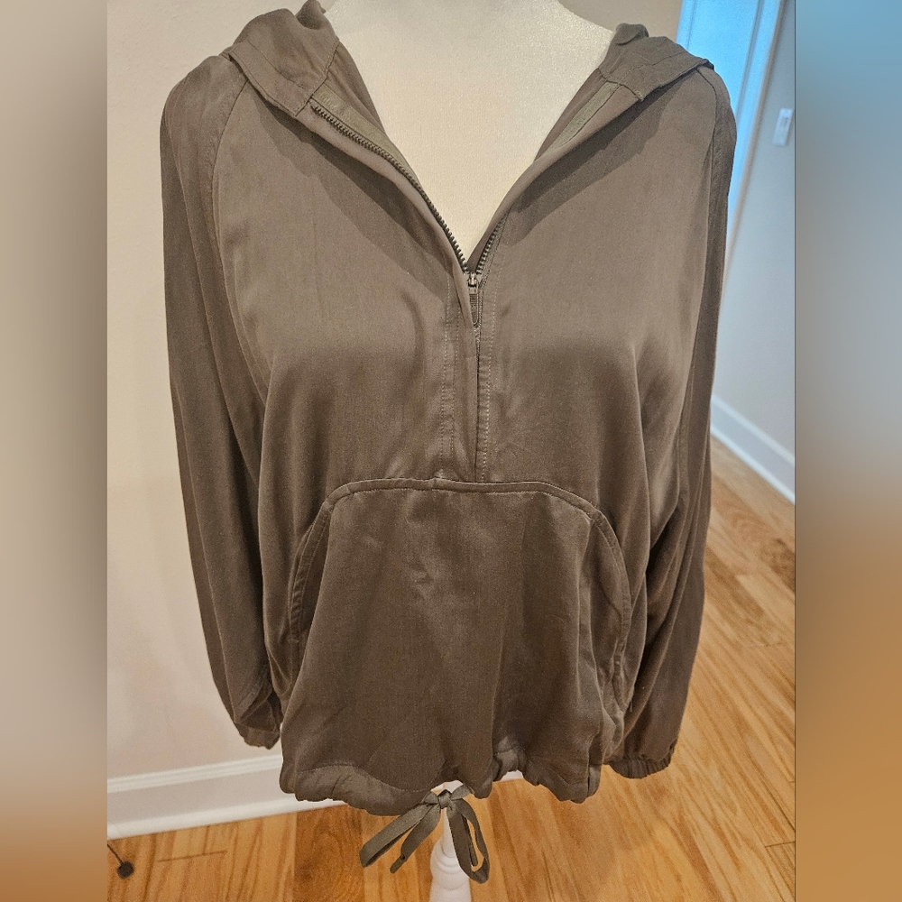 Lululemon jacket.  Brand new.  Was not worn.
